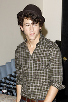 Nick Jonas : nickjonas_1231952347.jpg