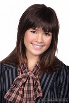 Nicole Gale Anderson : nicoleanderson_1275530435.jpg