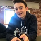 Noah Schnapp : noah-schnapp-1565623219.jpg