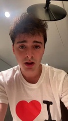 Noah Schnapp : noah-schnapp-1689440543.jpg