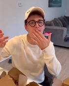 Noah Schnapp : noah-schnapp-1728405808.jpg