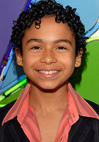 Noah Gray-Cabey : noahgraycabey_1220771765.jpg