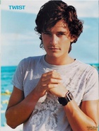 Orlando Bloom : twist04jan02.jpg