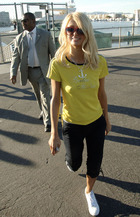 Paris Hilton : parishilton_1255241377.jpg