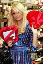 Paris Hilton : parishilton_1266095346.jpg