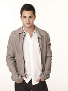 Penn Badgley : pennbadgley_1220772635.jpg