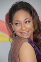 Raven-Symoné : raven-symon-1349316528.jpg