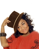 Raven-Symoné : raven_symone_1310421282.jpg