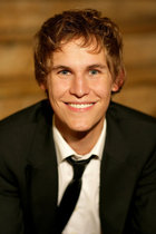 Rhys Wakefield : rhys_wakefield_1298485753.jpg