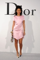 Rihanna : rihanna-1402164133.jpg