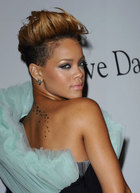 Rihanna : rihanna_1267221232.jpg