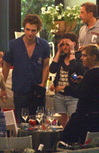 Robert Pattinson : TI4U_u1243837079.jpg