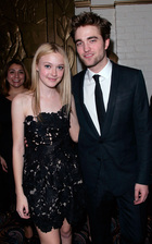 Robert Pattinson : TI4U_u1259117991.jpg