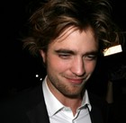 Robert Pattinson : robert_pattinson_1225473296.jpg