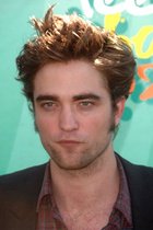 Robert Pattinson : robert_pattinson_1258670410.jpg