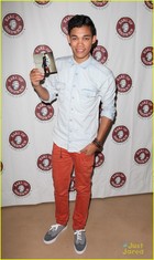 Roshon Fegan : roshon-fegan-1348674233.jpg