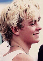 Ross Lynch : ross-lynch-1406144345.jpg