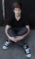 Ryan Beatty : ryan-beatty-1341826332.jpg