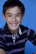 Ryan Potter : ryanpotter_1295200937.jpg