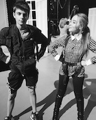 Sabrina Carpenter : TI4U1449910998.jpg