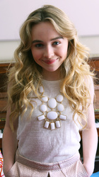 Sabrina Carpenter : sabrina-carpenter-1424378078.jpg