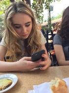 Sabrina Carpenter : sabrina-carpenter-1430166393.jpg