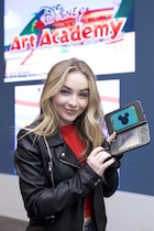 Sabrina Carpenter : sabrina-carpenter-1469996580.jpg