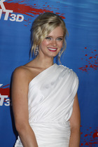 Sara Paxton : sara-paxton-1318659294.jpg