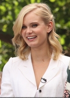 Sara Paxton : sara-paxton-1335772084.jpg