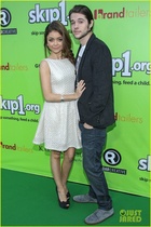 Sarah Hyland : TI4U1395737262.jpg