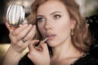 Scarlett Johansson : scarlett-johansson-1413045701.jpg