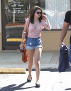 Selena Gomez : selena-gomez-1330797414.jpg