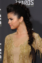 Selena Gomez : selena-gomez-1365996266.jpg