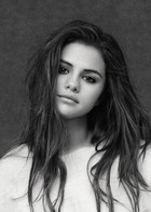 Selena Gomez : selena-gomez-1382724151.jpg