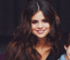 Selena Gomez : selena-gomez-1392478876.jpg