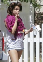 Selena Gomez : selena-gomez-1401723070.jpg