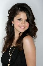 Selena Gomez : selena_gomez_1193094016.jpg