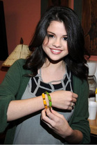 Selena Gomez : selena_gomez_1208815005.jpg