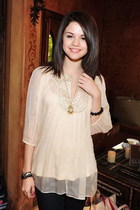 Selena Gomez : selena_gomez_1231170691.jpg