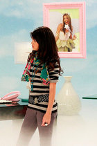 Selena Gomez : selena_gomez_1272564507.jpg