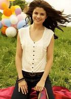 Selena Gomez : selena_gomez_1278887632.jpg