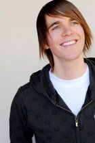 Shane Dawson : shanedawson_1304275715.jpg