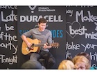 Shawn Mendes : shawn-mendes-1435402802.jpg