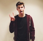 Shawn Mendes : shawn-mendes-1442405701.jpg