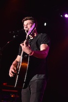 Shawn Mendes : shawn-mendes-1442406301.jpg