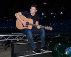 Shawn Mendes : shawn-mendes-1451605321.jpg