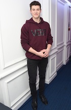 Shawn Mendes : shawn-mendes-1454451481.jpg