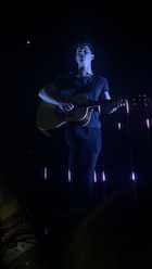 Shawn Mendes : shawn-mendes-1461810601.jpg