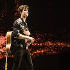 Shawn Mendes : shawn-mendes-1502563321.jpg