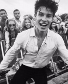 Shawn Mendes : shawn-mendes-1539950702.jpg